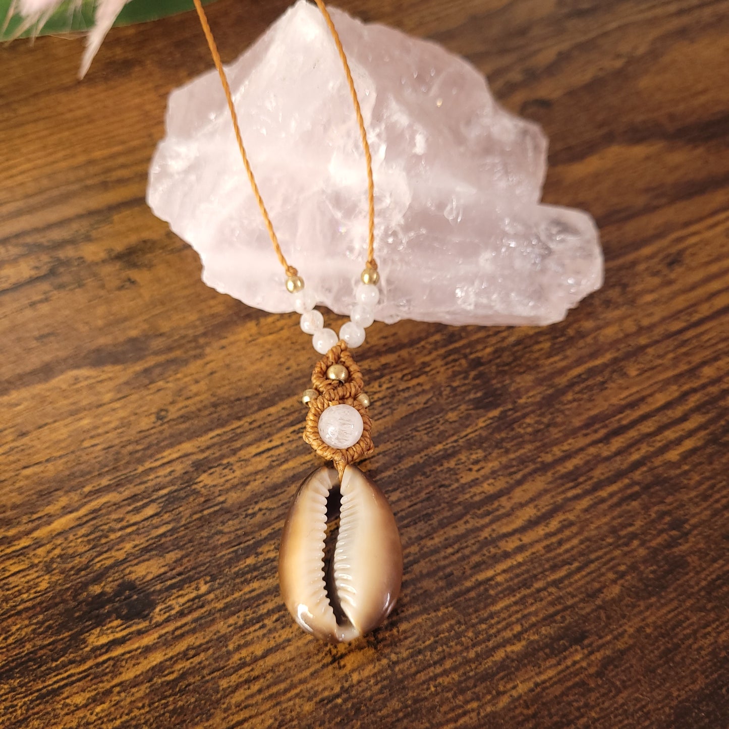 Muschelkette Kauri-Mondstein Caramel