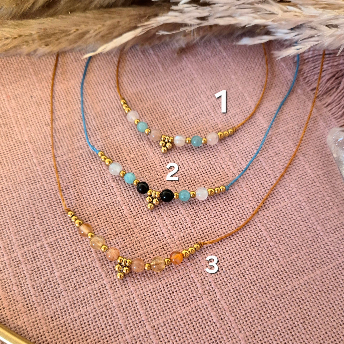 Armband TRILOGIE – Drei Edelsteine, eine Verbindung zu dir - SELBSTLIEBE - HOCHSENSIBEL - LEBENSFREUDE