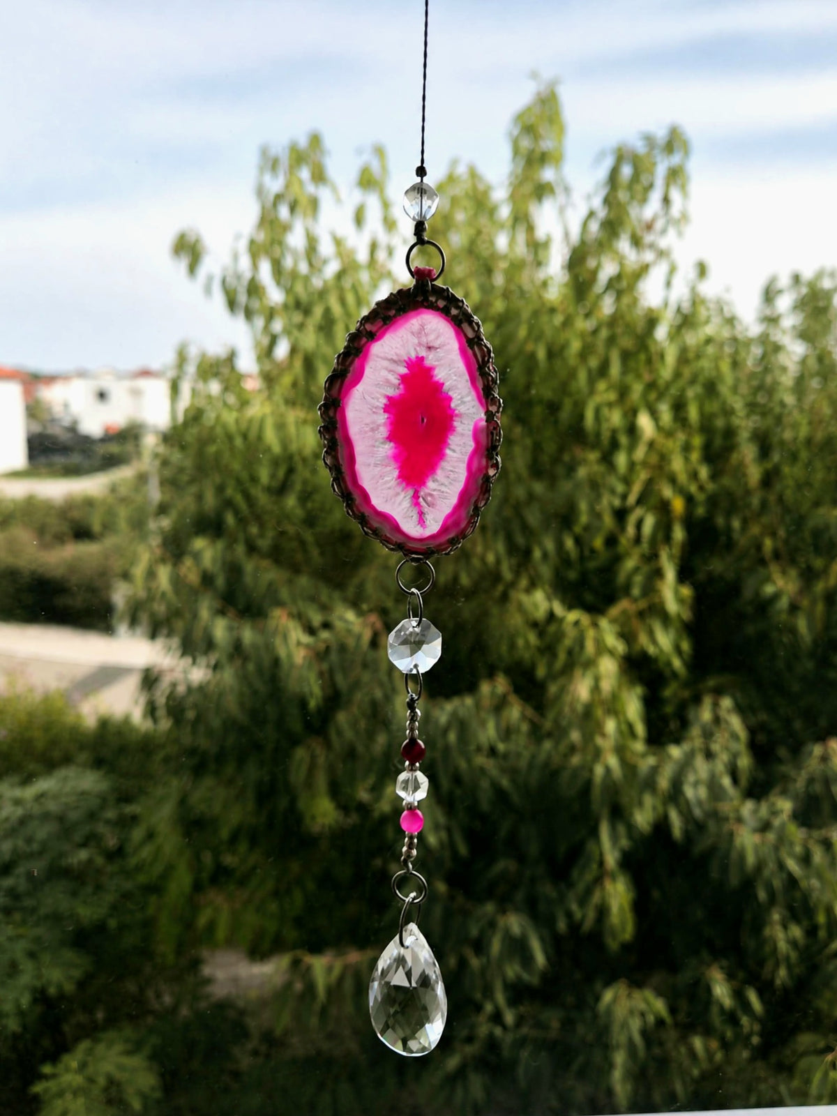 LUMARIA Mini Einzigartiger Sonnenfänger mit Achatscheibe, Pinker Achat & Bergkristall