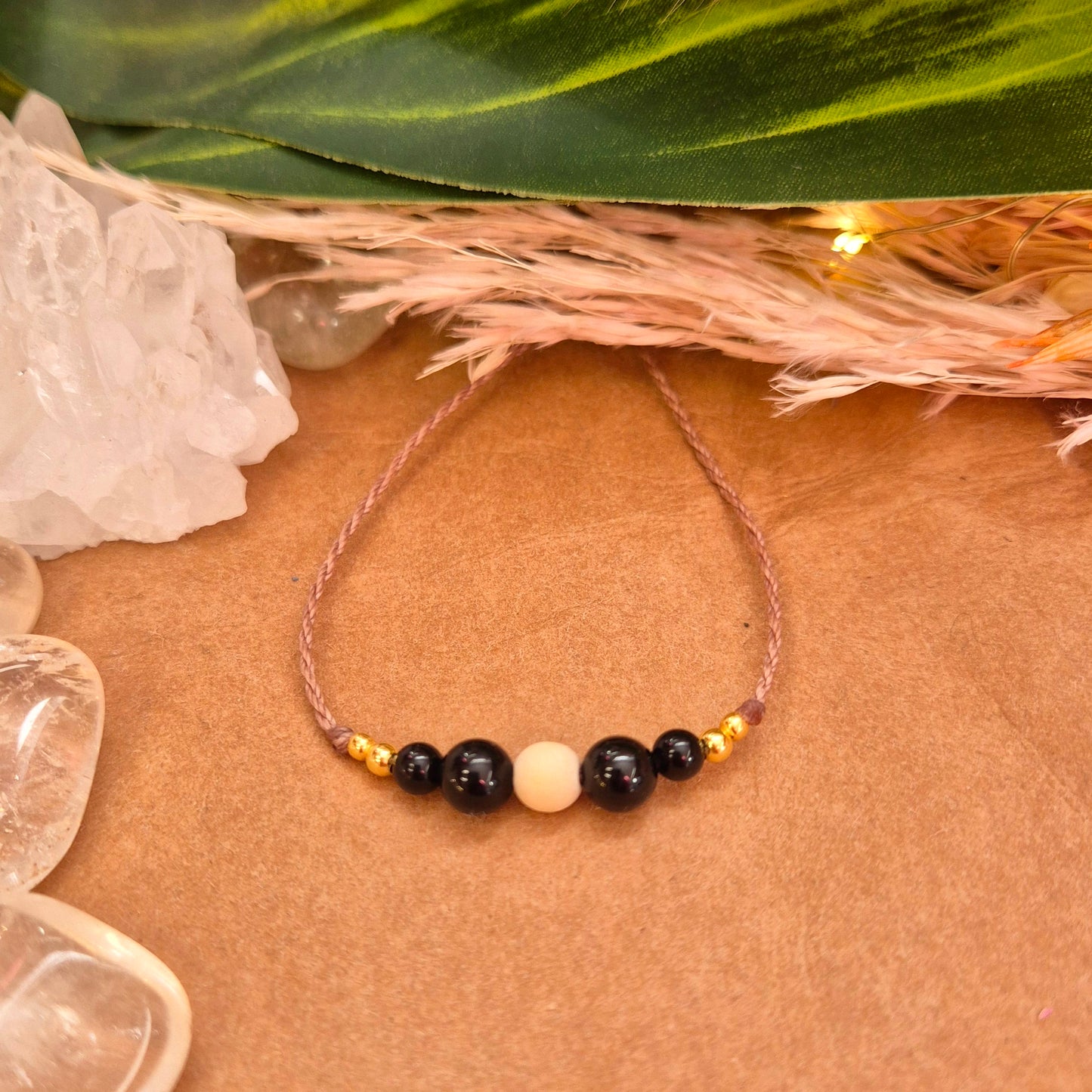 🎨Dein individuelles Lebensbegleiter-Herzstück – Dein persönliches Armband mit Bergkristall oder als Duftarmband