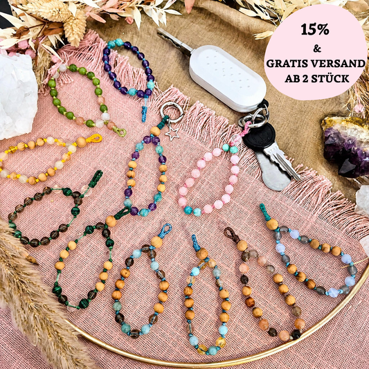 MALA MOMENT  - Anhänger für Smartphone, Schlüssel, Handtasche... dein kleines Ritual für unterwegs | Eine kleine Mala. Ein persönlicher Begleiter. Dein Moment zum Innehalten. Mix&Match