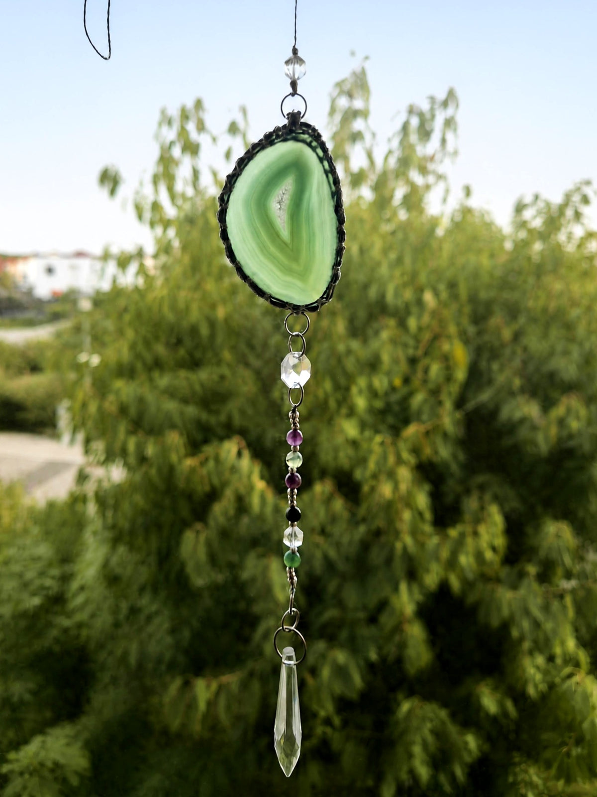 LUMARIA Mini Einzigartiger Sonnenfänger mit Achatscheibe, Amethyst, Moosachat & Bergkristall