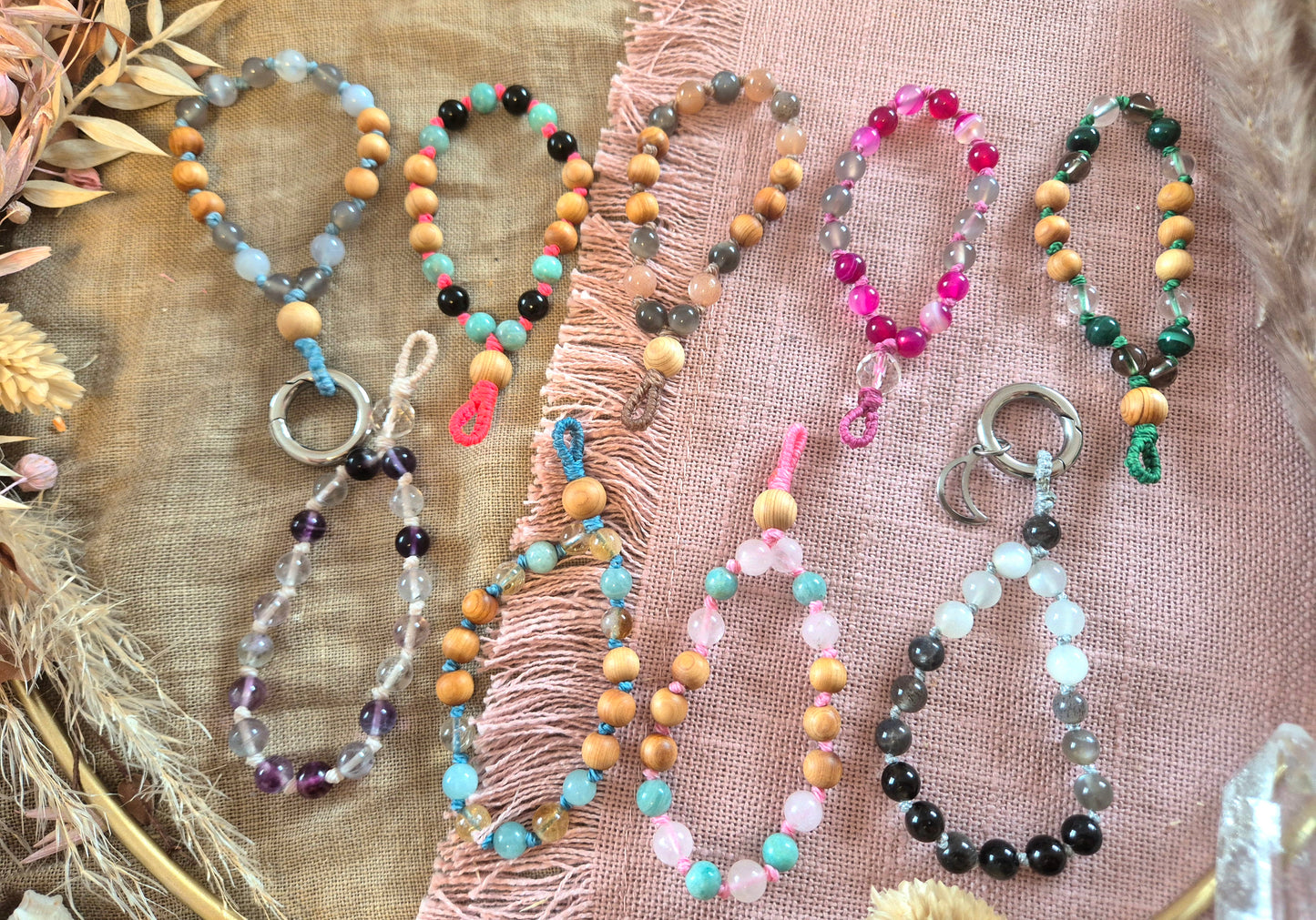 Micro-Mala – dein Mini-Ritual für Achtsamkeit mit Edelstein/Zedernholz MIX&MATCH !!!GRATIS CHARM SOLANGE DER VORRAT REICHT!!!