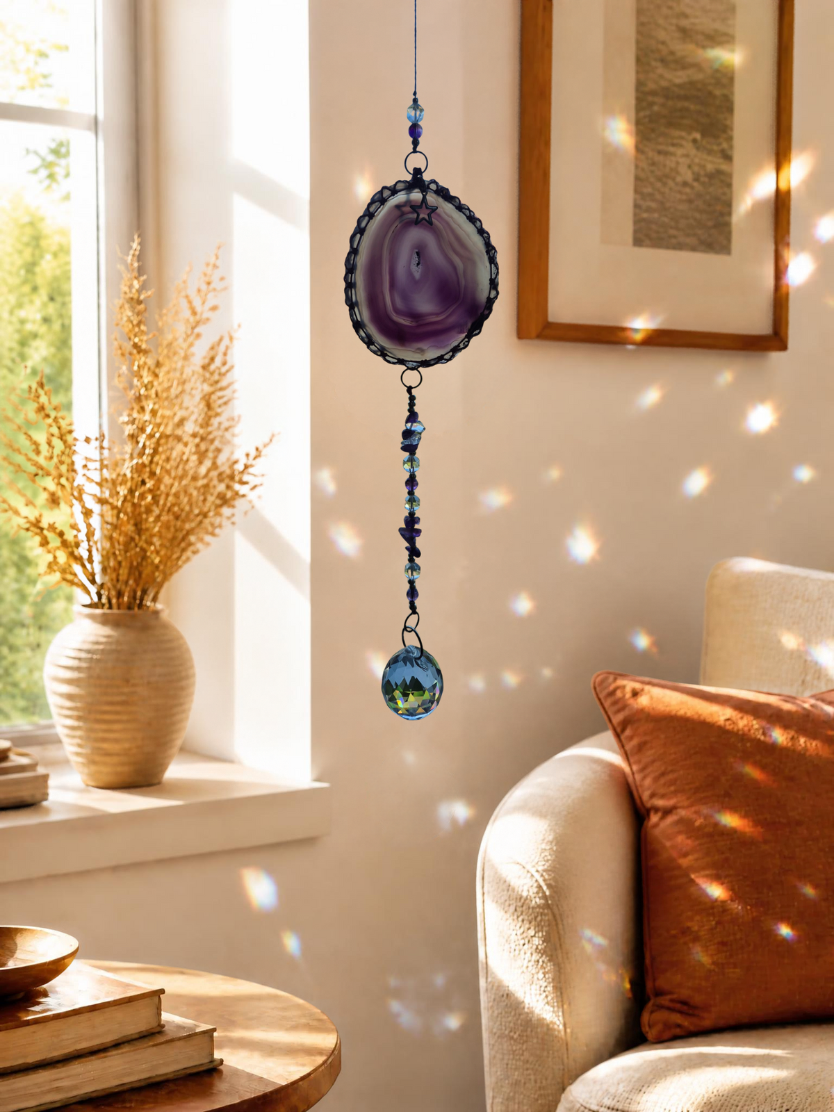 LUMARIA  Einzigartiger Sonnenfänger mit Achatscheibe, Amethyst & Bergkristall