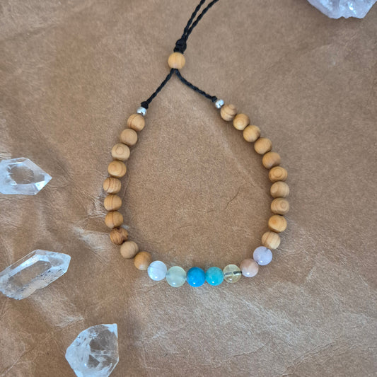🚚Mini-Mala "Chakra be different" – Body Diffuser mit 7 Chakrasteinen & Zedernholz