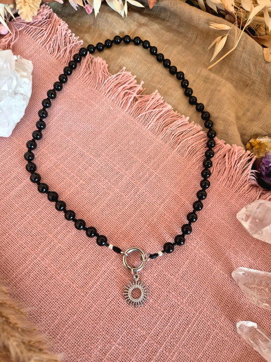 SPECIAL EDITION SCHWARZER TURMALIN | Mix& Match Lieblings-Kette -Die wandelbare Mix & Match Kette mit Wechselkarabiner und austauschbaren Charms.