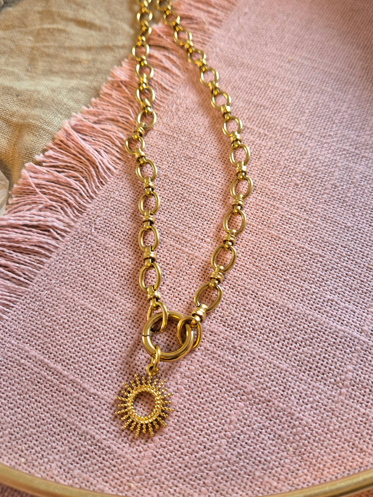 VORBESTELLUNG ZUM REDUZIERTEN PREIS - LIEFERZEIT 2 WOCHEN Mix& Match Kette -Die wandelbare Mix & Match Kette inkl. Wechselkarabiner&Sonnen-Charm