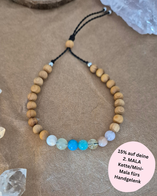 🚚Mini-Mala "Chakra be different" – Body Diffuser mit 7 Chakrasteinen & Zedernholz