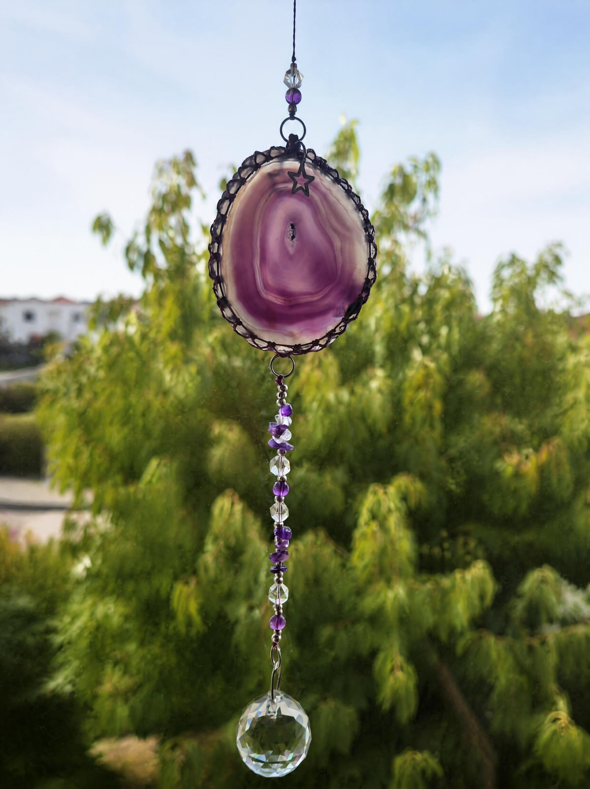 LUMARIA  Einzigartiger Sonnenfänger mit Achatscheibe, Amethyst & Bergkristall