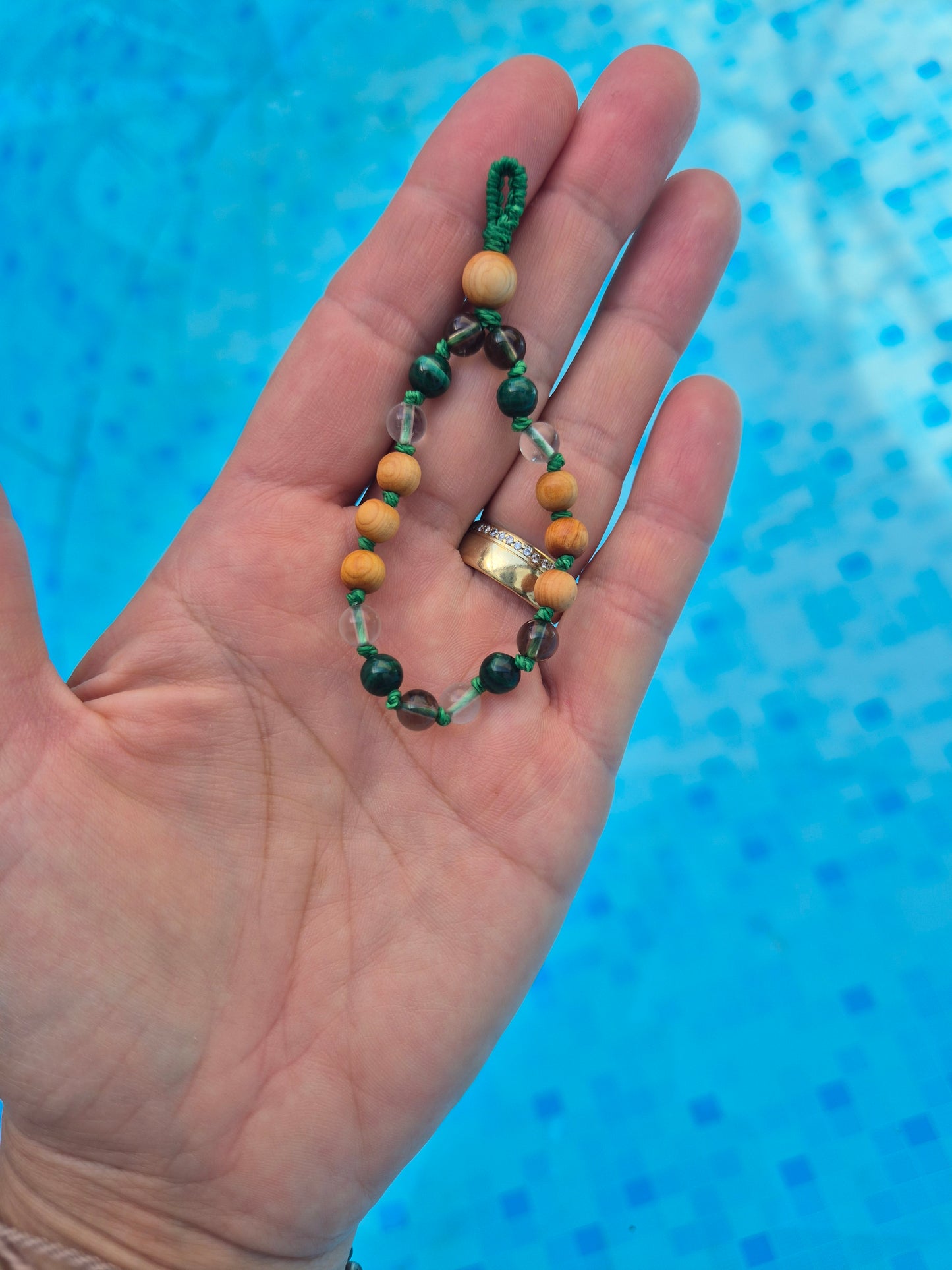 Micro-Mala – dein Mini-Ritual für Achtsamkeit mit Edelstein/Zedernholz MIX&MATCH !!!GRATIS CHARM SOLANGE DER VORRAT REICHT!!!