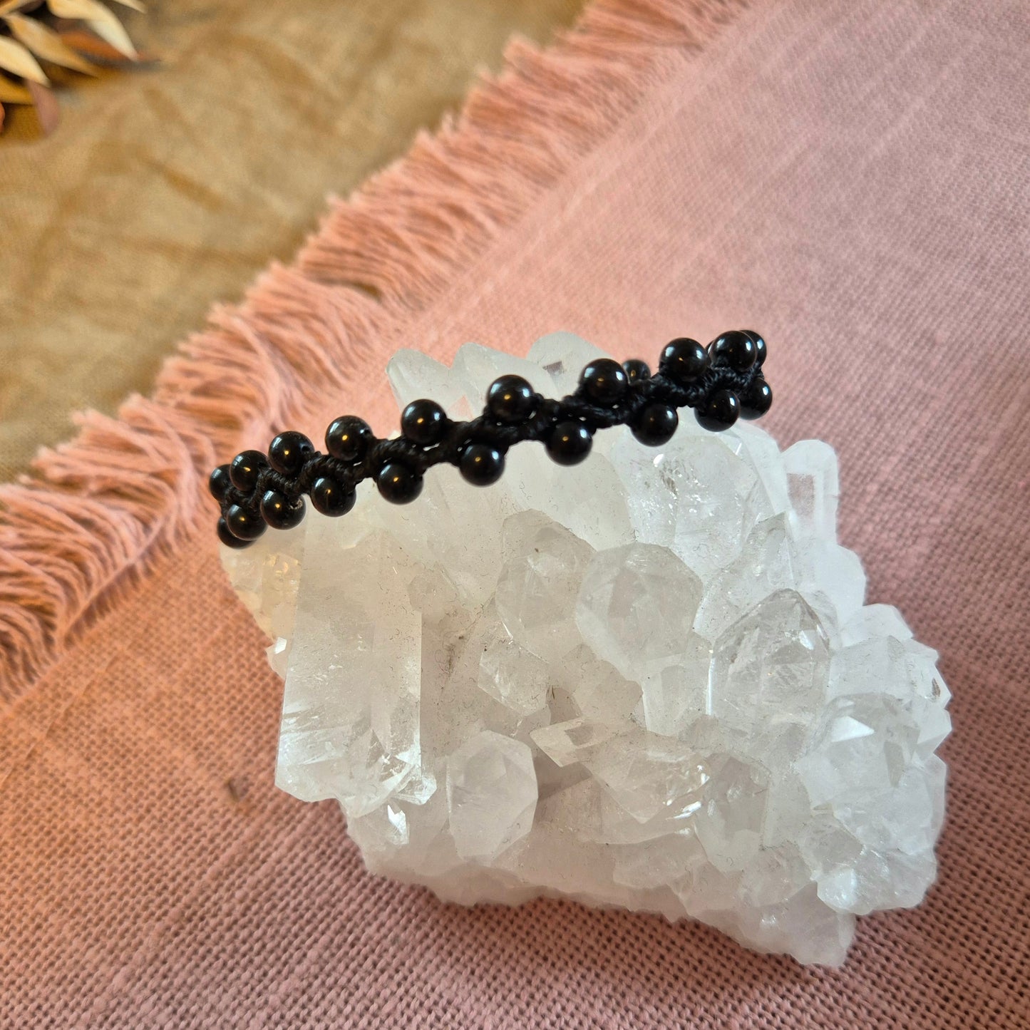 ICH BIN - Makramee Edelstein Armband mit Affirmation – Handgemachtes Heilstein Armband "I AM"für Schutz, Selbstliebe & Balance