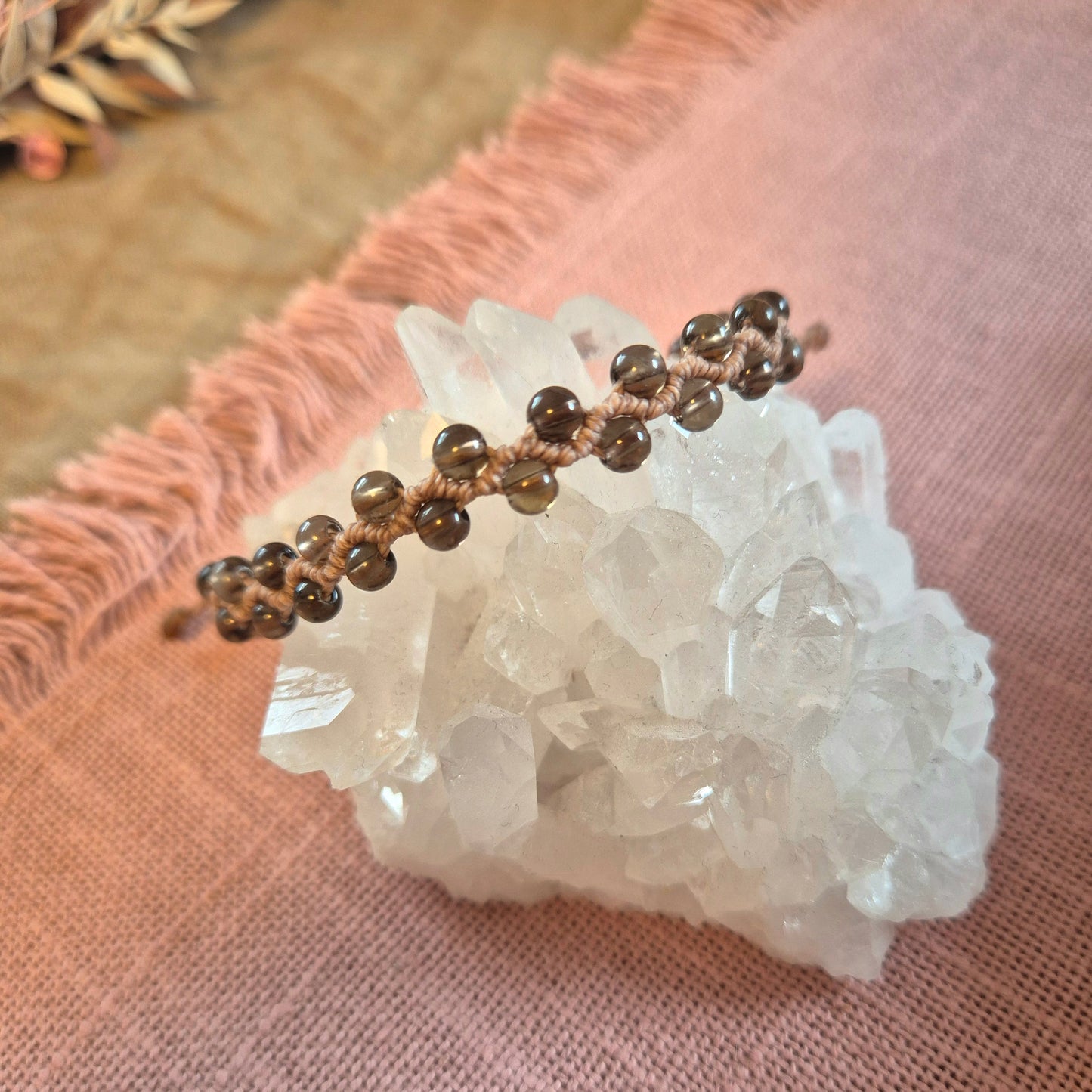 ICH BIN - Makramee Edelstein Armband mit Affirmation – Handgemachtes Heilstein Armband "I AM"für Schutz, Selbstliebe & Balance